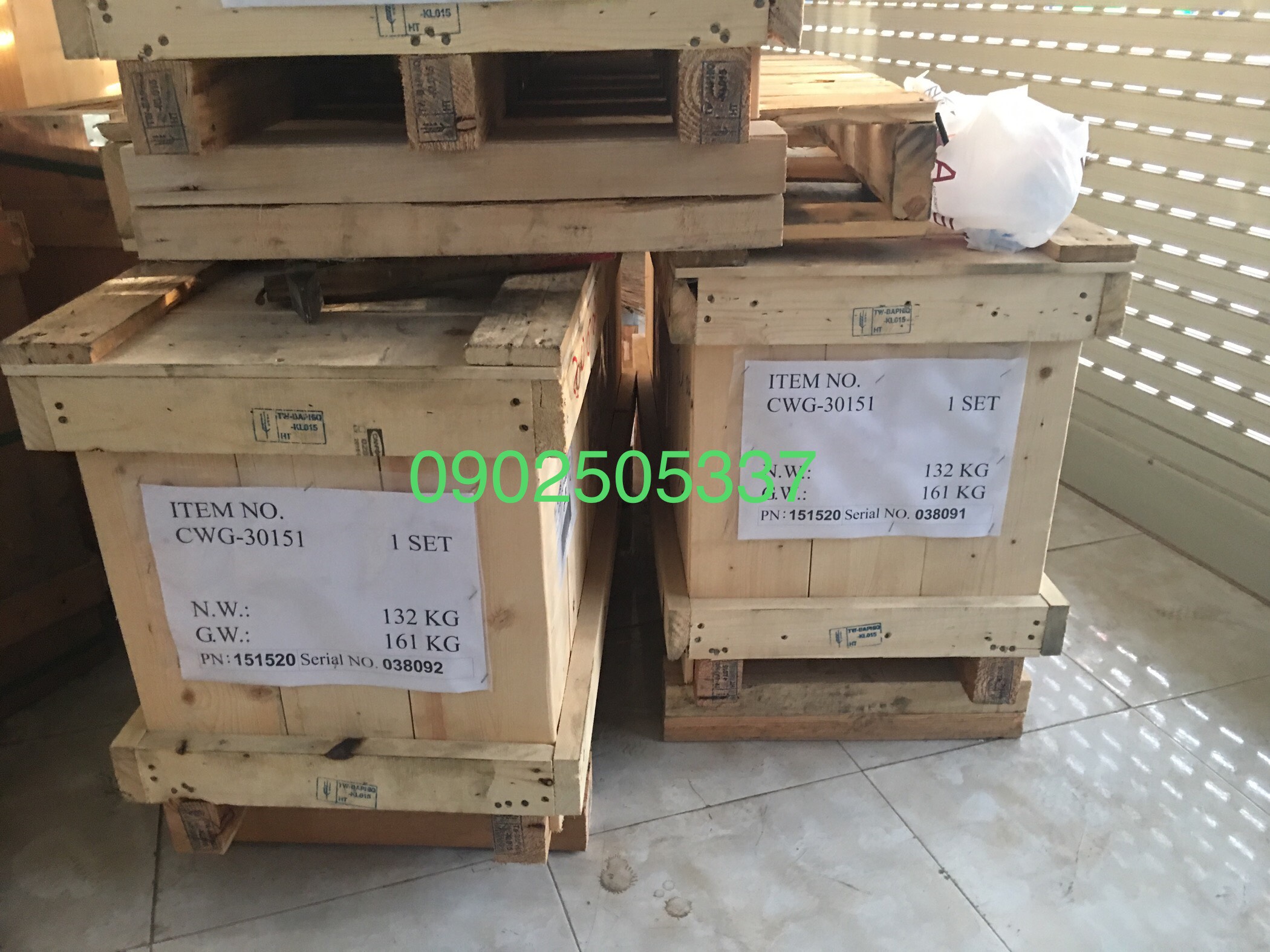 Tời Cáp Điện 500kg - 100M Cáp - COMEUP Đài Loan Tời Cáp Điện 500kg - 100M Cáp - COMEUP Đài Loan